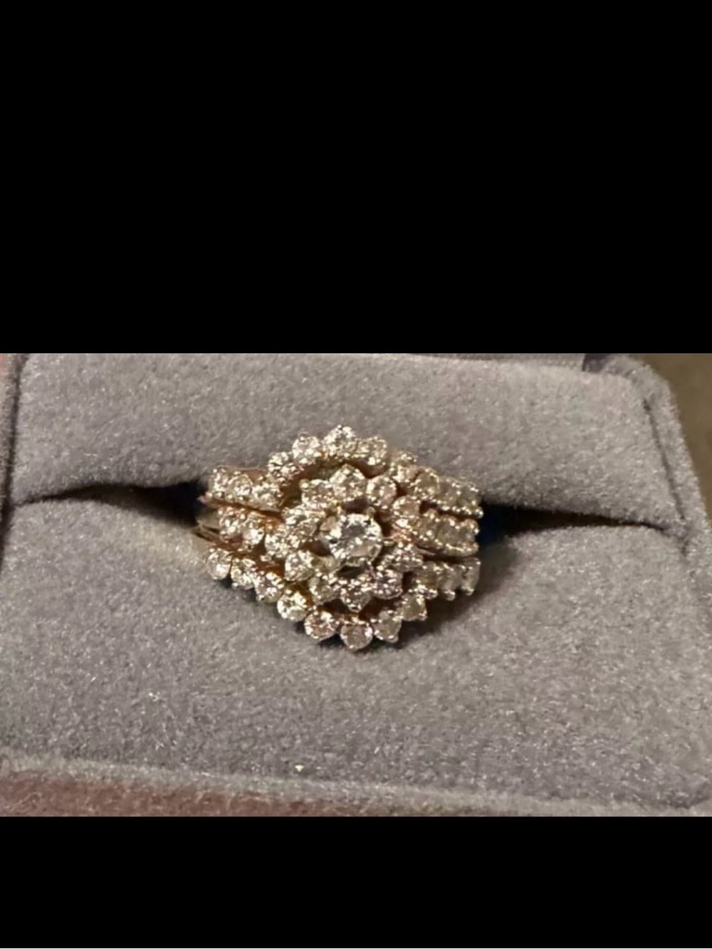 Vintage Ladies Diamond Wedding Trio 1.5 TCW 14K Yellow Gold Ring